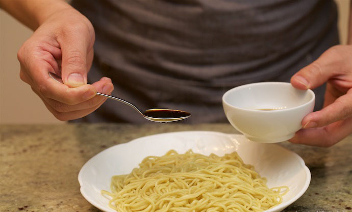 Hot dry noodles step7