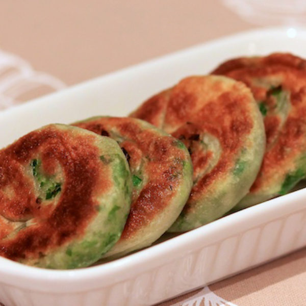 Chinese Scallion Pancakes – Cong You Bing(Green Onion Pancake)