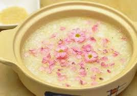Peach blossom porridge
