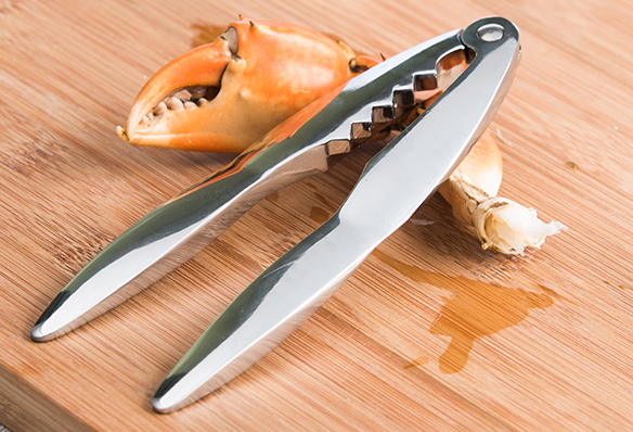 Basic Crustacean Set Lobster & Crab Claw Cracker and 4 Stainless Seafood Picks Set. 