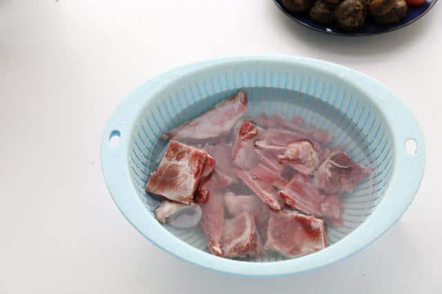 Chinese Pork Bone Soup step1