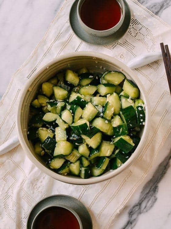 Chinese garlic cucumber salad