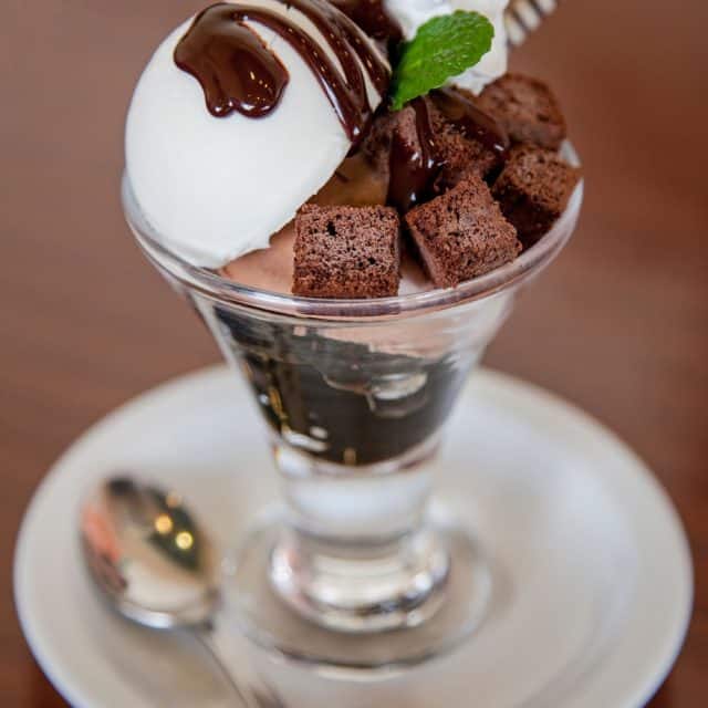Dessert with ice cream