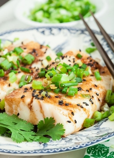 15 Minute Ginger Soy Asian Steamed Fish