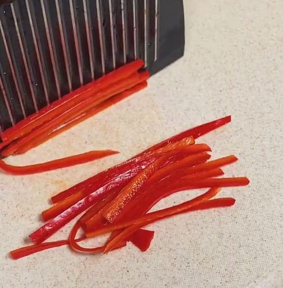slice fresh red chili pepper